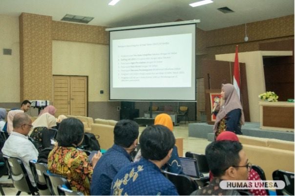 Kasubdit Reformasi Birokrasi, Eni Wuryani menyampaikan beberapa hal terkait persiapan dan pendampingan penilaian LKE ZI 2025.