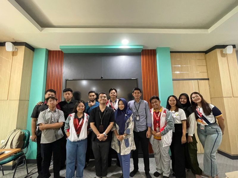 Mahasiswa short course dari BatStateU mengikuti berabagai rangkaian kegiatan akademik di Unesa. Program ini didanai LPDP.