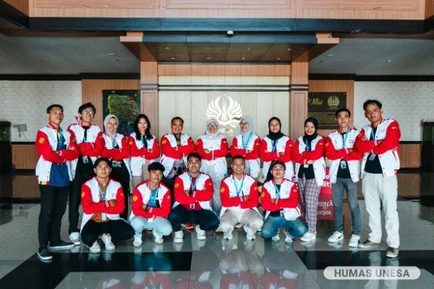 Jajaran Direktorat Kemahasiswaan dan Alumni berharap delegasi UNESA bisa meraih hasil terbaik, dan program atau inovasi mereka berdampak pada efektivitas pengelolaan sampah di Kota Surabaya.