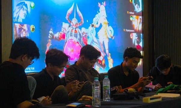 UNESA Manor Championship 2024 berjalan sengit hingga babak penentuan juara.