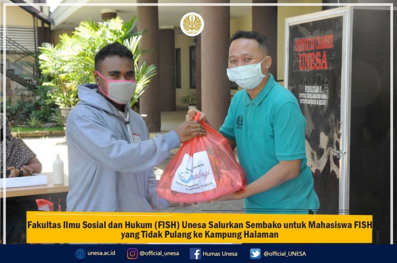 Fakultas Ilmu Sosial dan Hukum FISH Unesa Salurkan Sembako untuk Mahasiswa FISH yang Tidak Pulang ke Kampung Halaman