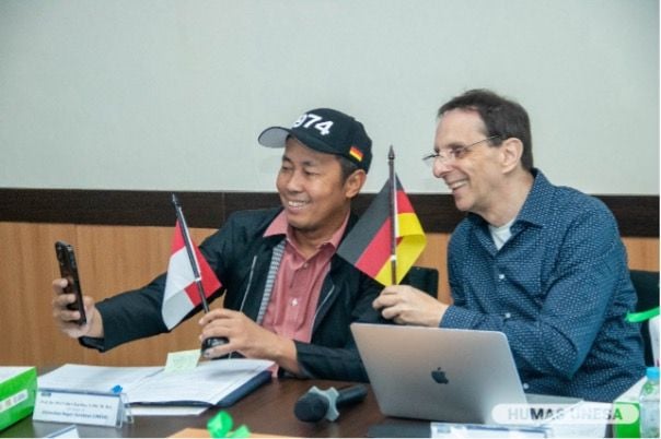 Ada berbagai program kerja sama yang didiskusikan, termasuk keterlibatan berbagai fakultas dari masing-masing universitas.