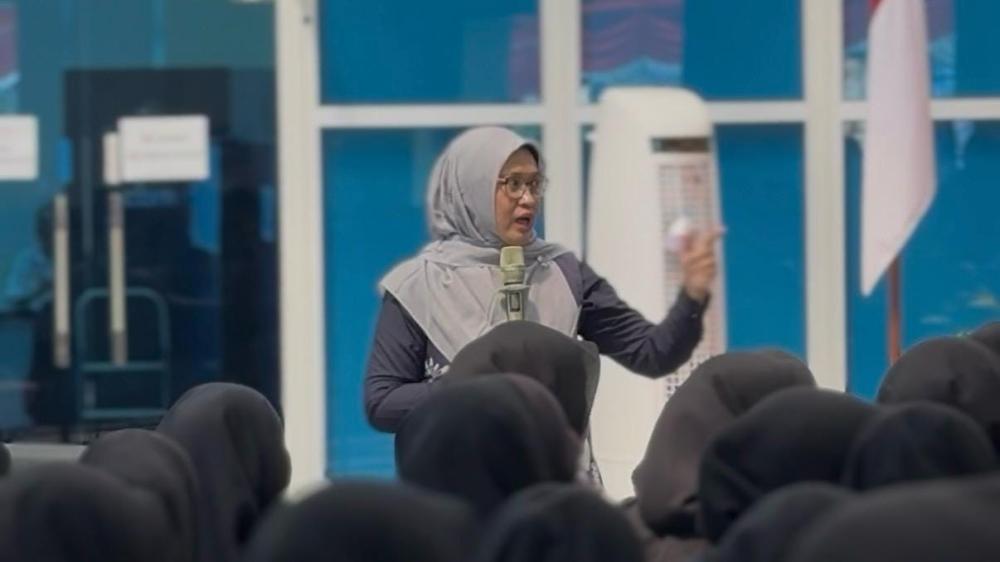 Mahasiswa Baru Unesa 5 Magetan Dibekali Pencegahan Kekerasan hingga Triple Readiness