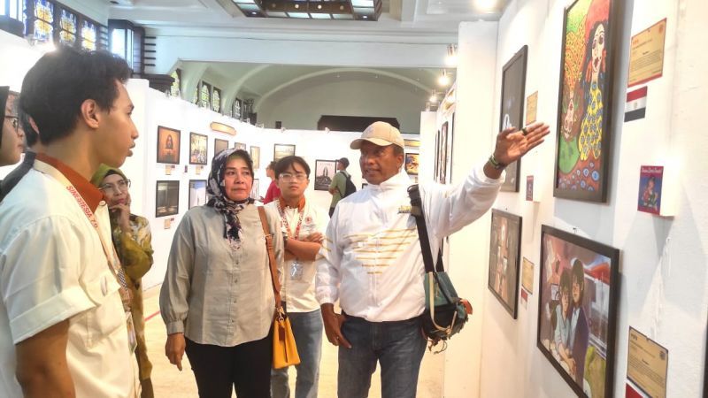 Rektor Cak Hasan menilai, pameran ini menjadi bukti kreativitas dan kompetensi mahasiswa-civitas DKV yang berhasil menggalang banyak partisipasi, serta memadukan dimensi klasik dan perkembangan abad mutakhir dalam karya desain.