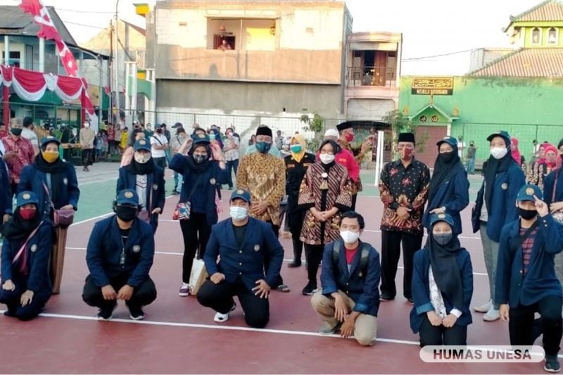 Mahasiswa KKN Unesa Ikut Peresmian Lapangan Tambak Asri Bersama Walikota Surabaya