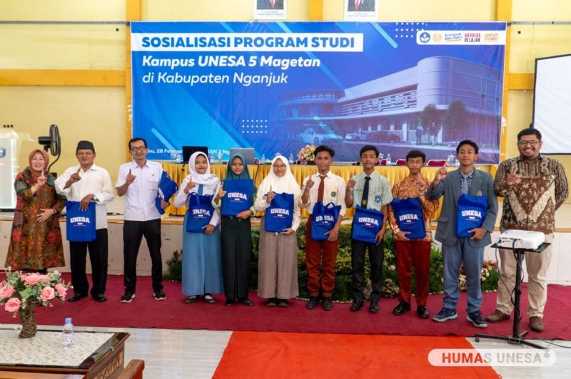 gambar penerima merchandise