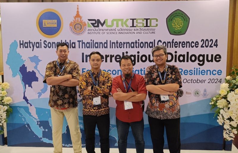 Delegasi UNESA mempromosikan program pertukaran mahasiswa di forum internasional di Thailand.